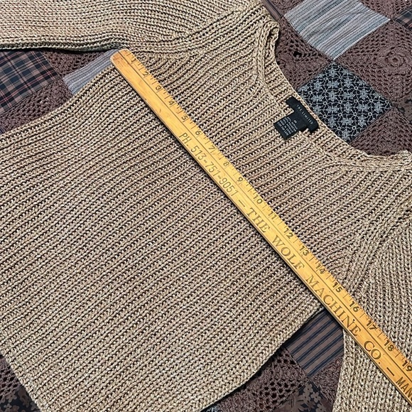 The Limited sweater, vintage metallic gold color - Picture 6 of 9